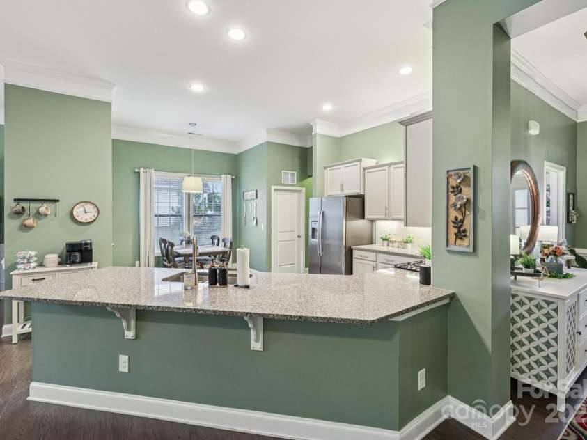 209 Hunters Hill Drive, Statesville, NC 28677.  MLS# CAR4291774, YatesRealty ID 32781. 