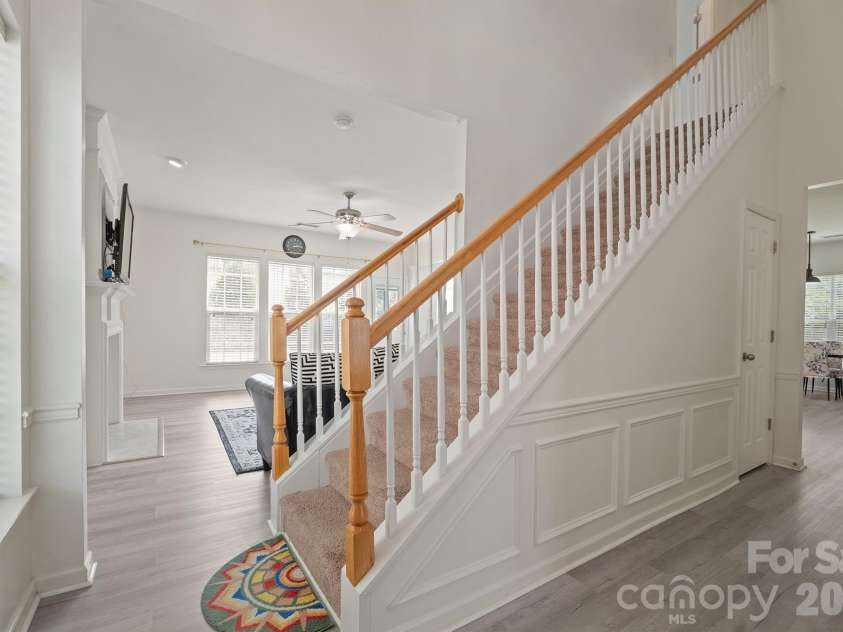 2237 Arbor Vista Drive, Charlotte, NC 28262.  MLS# CAR4395474, YatesRealty ID 32781. 2-story foyer
