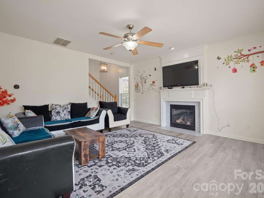 2237 Arbor Vista Drive, Charlotte, NC 28262.  MLS# CAR4395474, YatesRealty ID 32781. 