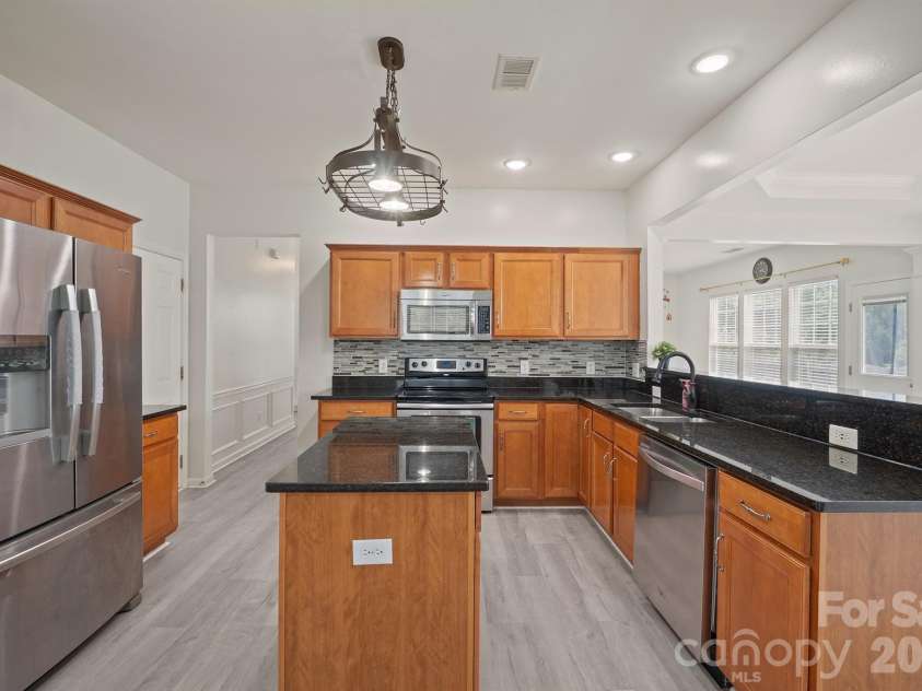2237 Arbor Vista Drive, Charlotte, NC 28262.  MLS# CAR4395474, YatesRealty ID 32781. 