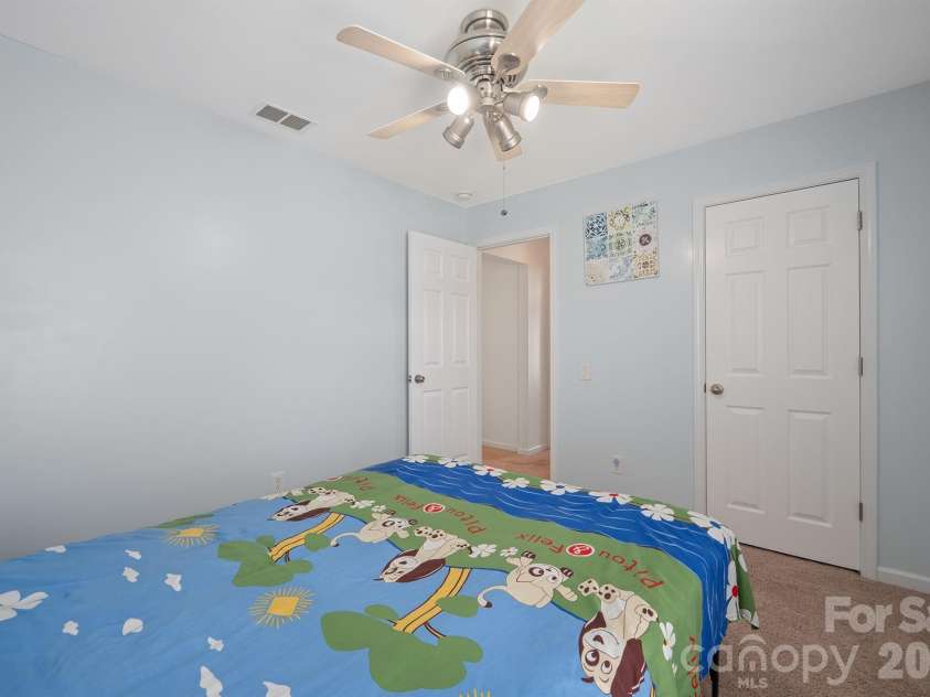 2237 Arbor Vista Drive, Charlotte, NC 28262.  MLS# CAR4395474, YatesRealty ID 32781. 