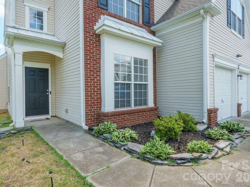 2237 Arbor Vista Drive, Charlotte, NC 28262.  MLS# CAR4395474, YatesRealty ID 32781. 