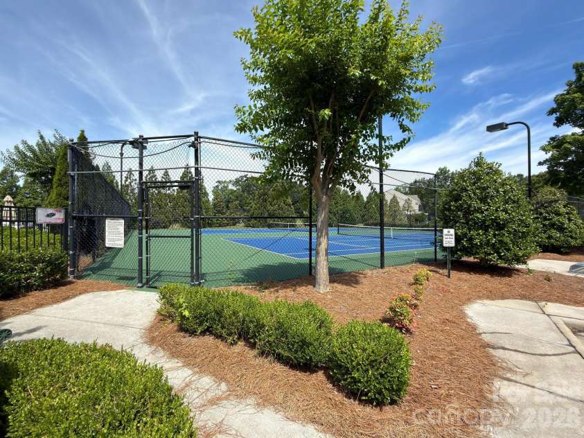 2237 Arbor Vista Drive, Charlotte, NC 28262.  MLS# CAR4395474, YatesRealty ID 32781. 