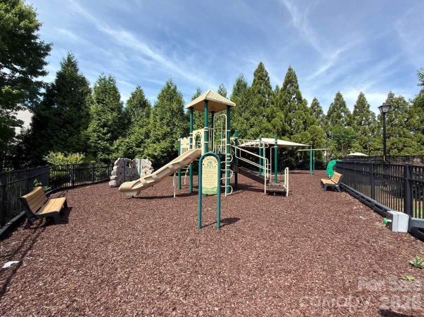 2237 Arbor Vista Drive, Charlotte, NC 28262.  MLS# CAR4395474, YatesRealty ID 32781. 