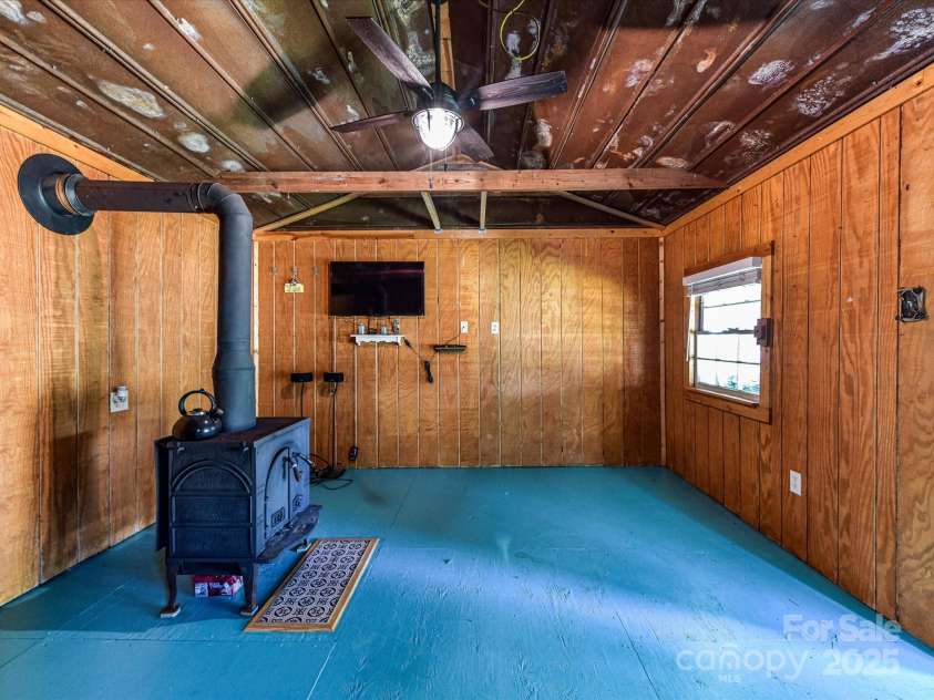 1021 Cyrus Edwards Road, Monroe, NC 28110.  MLS# CAR4287915, YatesRealty ID 32783. Secondary space/man cave/she shed