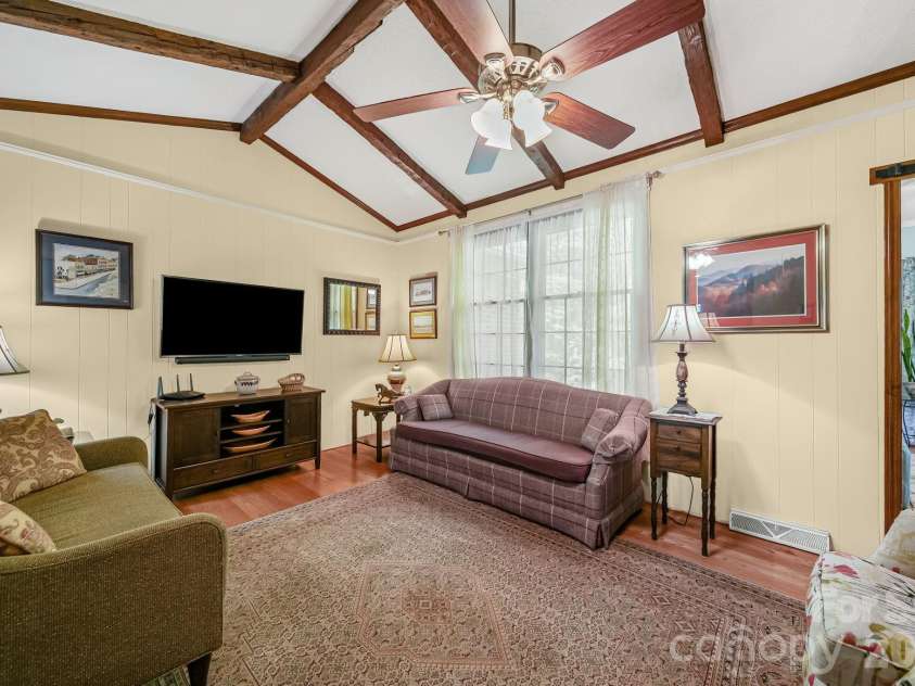 2056 Lawrence Road, Clover, SC 29710.  MLS# CAR4365361, YatesRealty ID 32783. 