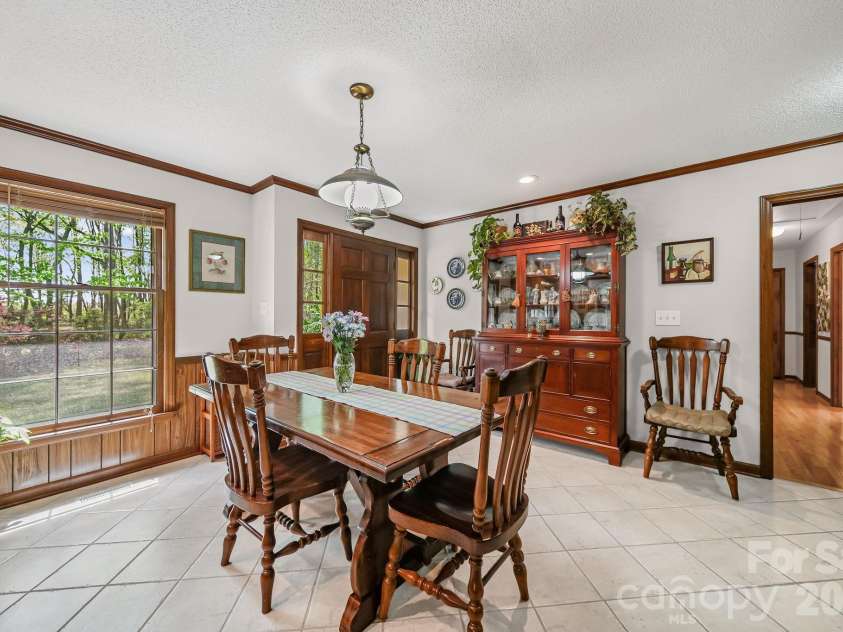 2056 Lawrence Road, Clover, SC 29710.  MLS# CAR4365361, YatesRealty ID 32783. 