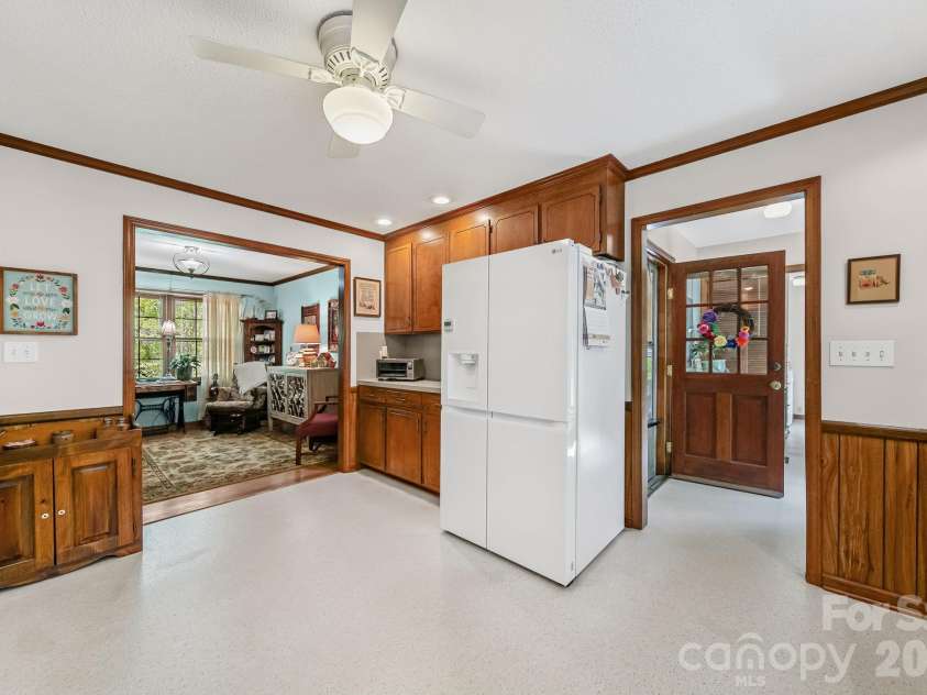 2056 Lawrence Road, Clover, SC 29710.  MLS# CAR4365361, YatesRealty ID 32783. 