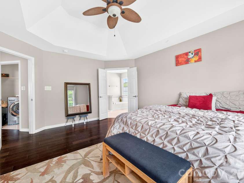 2508 OAKDALE CREEK Lane, Charlotte, NC 28216.  MLS# CAR4386227, YatesRealty ID 32784. 