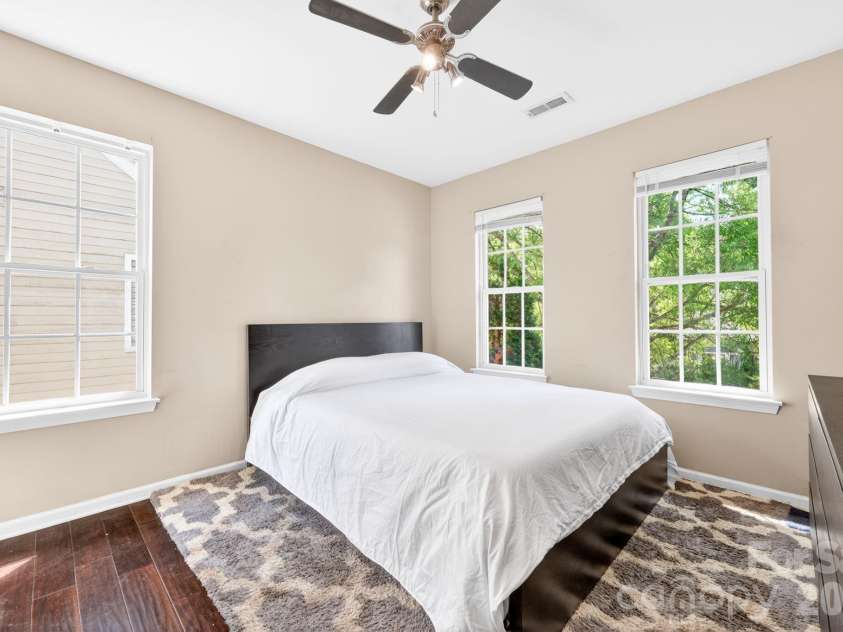 2508 OAKDALE CREEK Lane, Charlotte, NC 28216.  MLS# CAR4386227, YatesRealty ID 32784. 