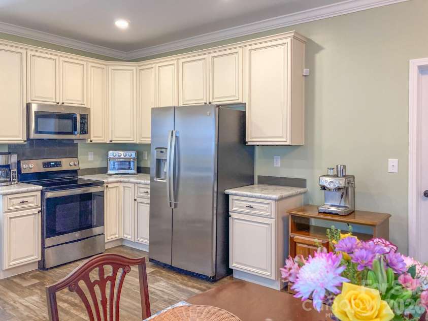 2 Clarks Chapel Extension, Weaverville, NC 28787.  MLS# CAR4393203, YatesRealty ID 32786. Kitchen