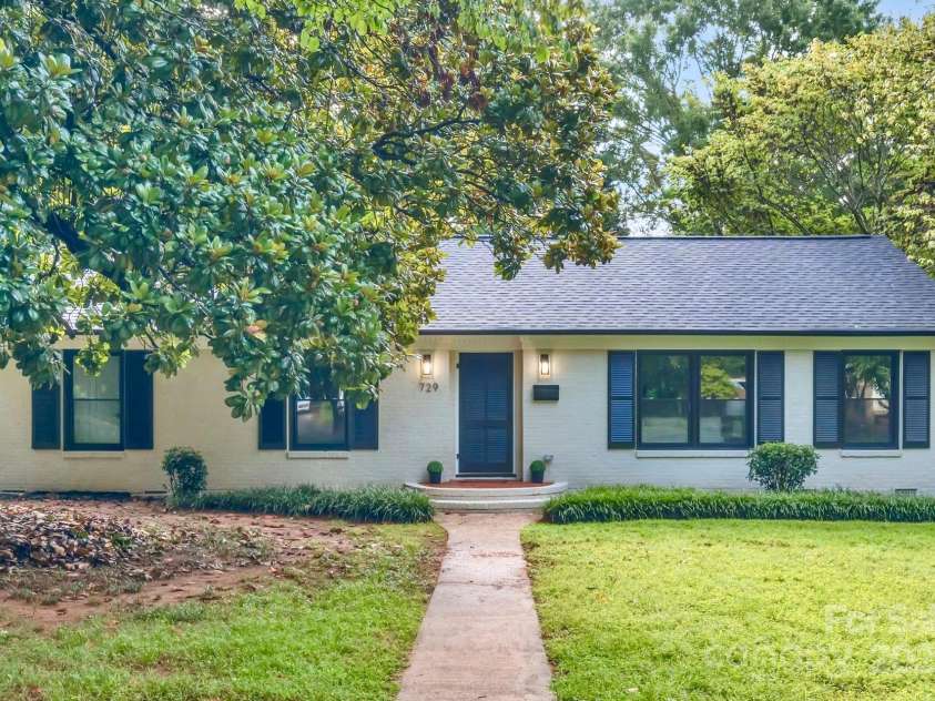 729 Aintree Road, Charlotte, NC 28215.  MLS# CAR4292556, YatesRealty ID 32787. 