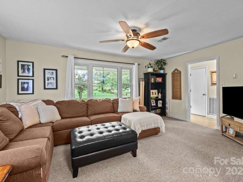 6125 Southern Lane, Salisbury, NC 28147.  MLS# CAR4291553, YatesRealty ID 32788. 