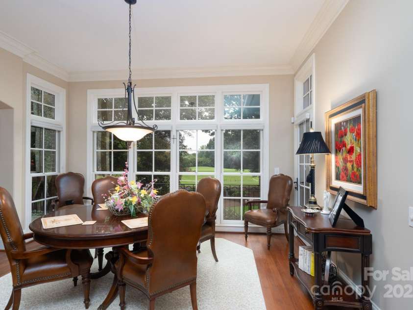 123 Stonebridge Drive, New London, NC 28127.  MLS# CAR4288975, YatesRealty ID 32789. Breakfast area