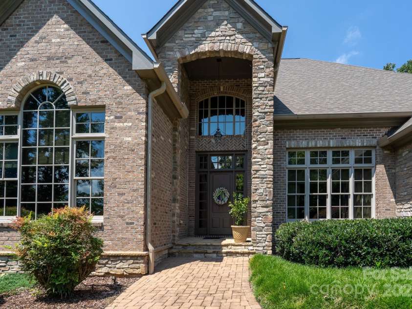 123 Stonebridge Drive, New London, NC 28127.  MLS# CAR4288975, YatesRealty ID 32789. Front of home