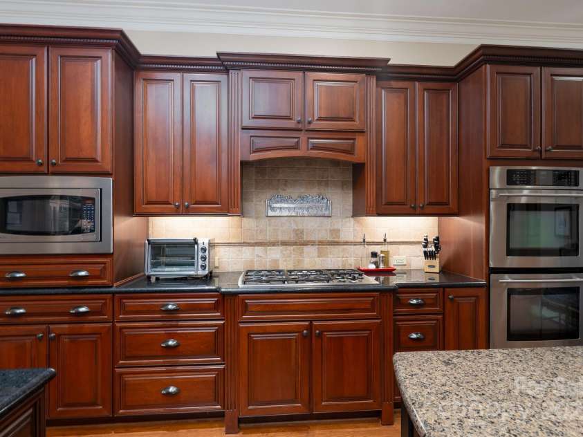 123 Stonebridge Drive, New London, NC 28127.  MLS# CAR4288975, YatesRealty ID 32789. Kitchen