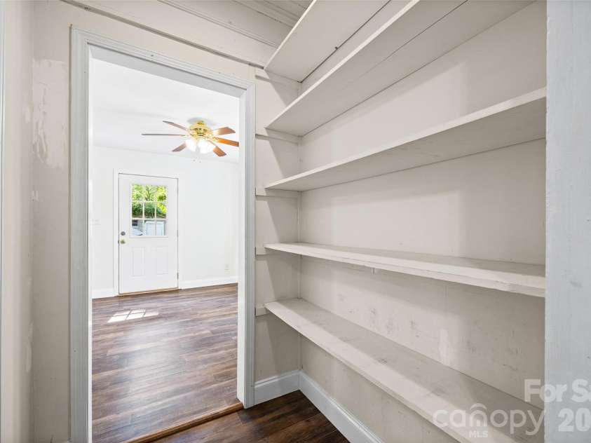 559 Liberty Street, Rock Hill, SC 29730.  MLS# CAR4396288, YatesRealty ID 32789. 