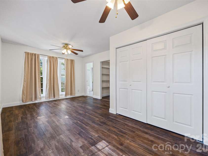 559 Liberty Street, Rock Hill, SC 29730.  MLS# CAR4396288, YatesRealty ID 32789. 