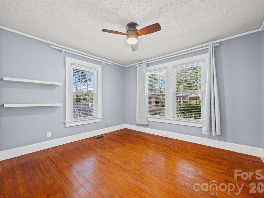 559 Liberty Street, Rock Hill, SC 29730.  MLS# CAR4396288, YatesRealty ID 32789. 