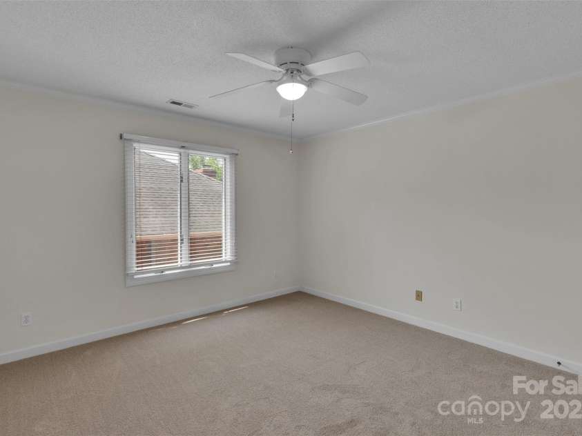 1963 Wexford Court, Gastonia, NC 28054.  MLS# CAR4235034, YatesRealty ID 3279. 