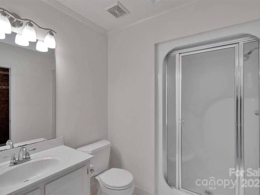 1963 Wexford Court, Gastonia, NC 28054.  MLS# CAR4235034, YatesRealty ID 3279. 