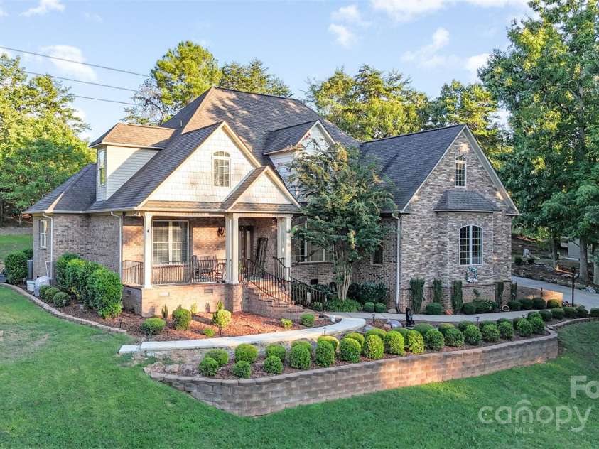 770 Cooks Cove Ridge, Clover, SC 29710.  MLS# CAR4291203, YatesRealty ID 3279. 