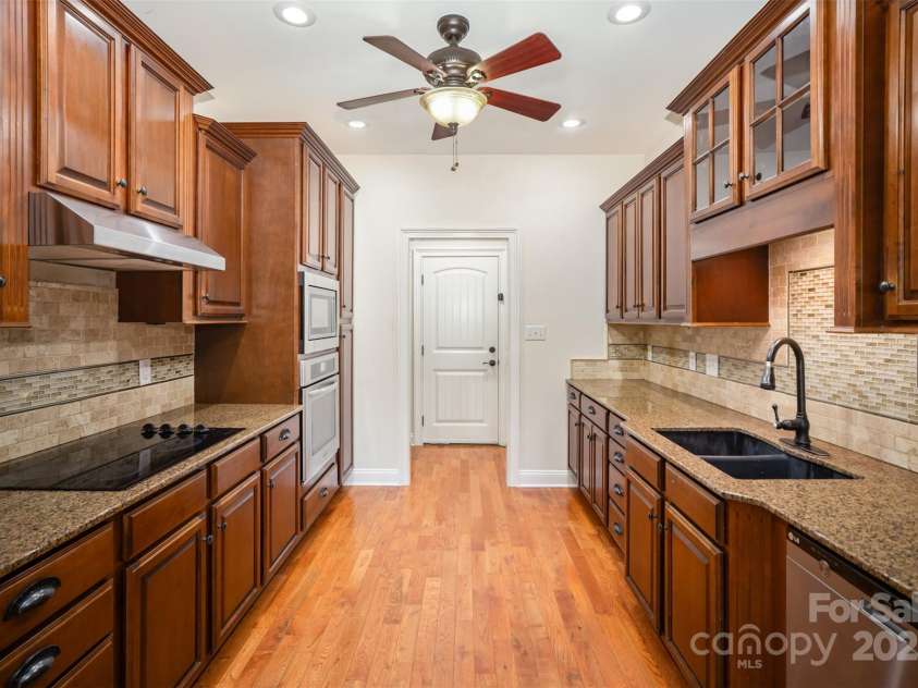 770 Cooks Cove Ridge, Clover, SC 29710.  MLS# CAR4291203, YatesRealty ID 3279. 