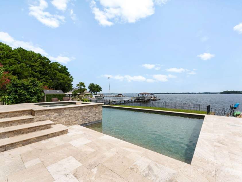 20732 Eastpoint Drive, Cornelius, NC 28031.  MLS# CAR4281277, YatesRealty ID 32793. 