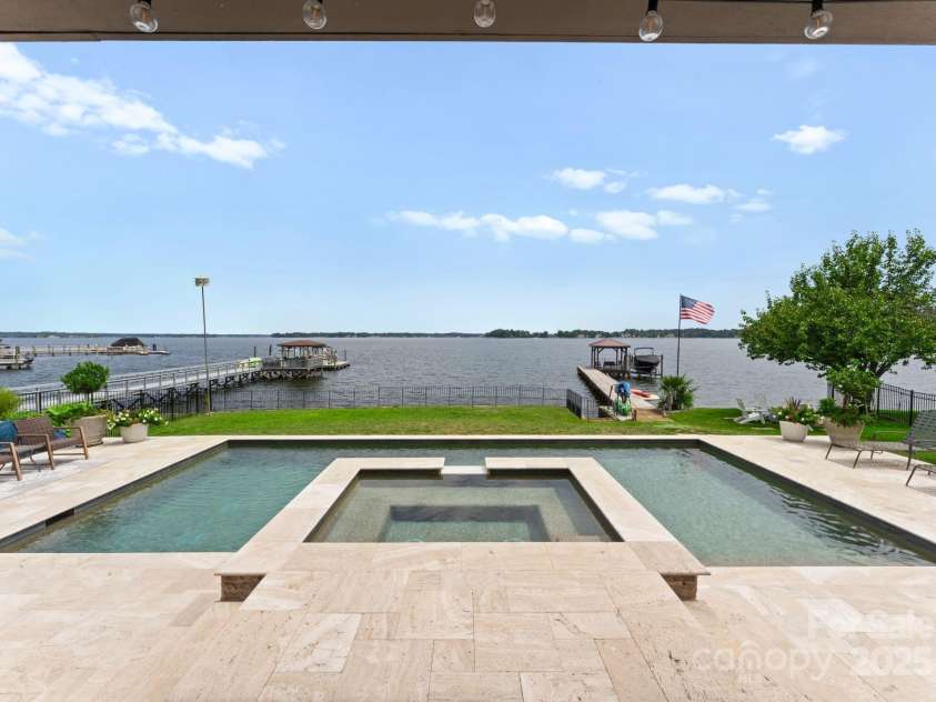 20732 Eastpoint Drive, Cornelius, NC 28031.  MLS# CAR4281277, YatesRealty ID 32793. 