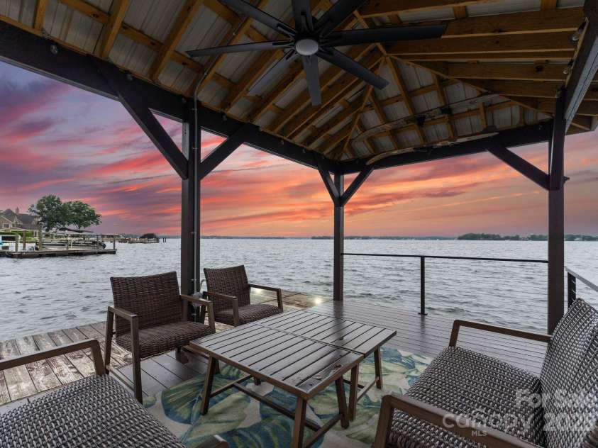 20732 Eastpoint Drive, Cornelius, NC 28031.  MLS# CAR4281277, YatesRealty ID 32793. 