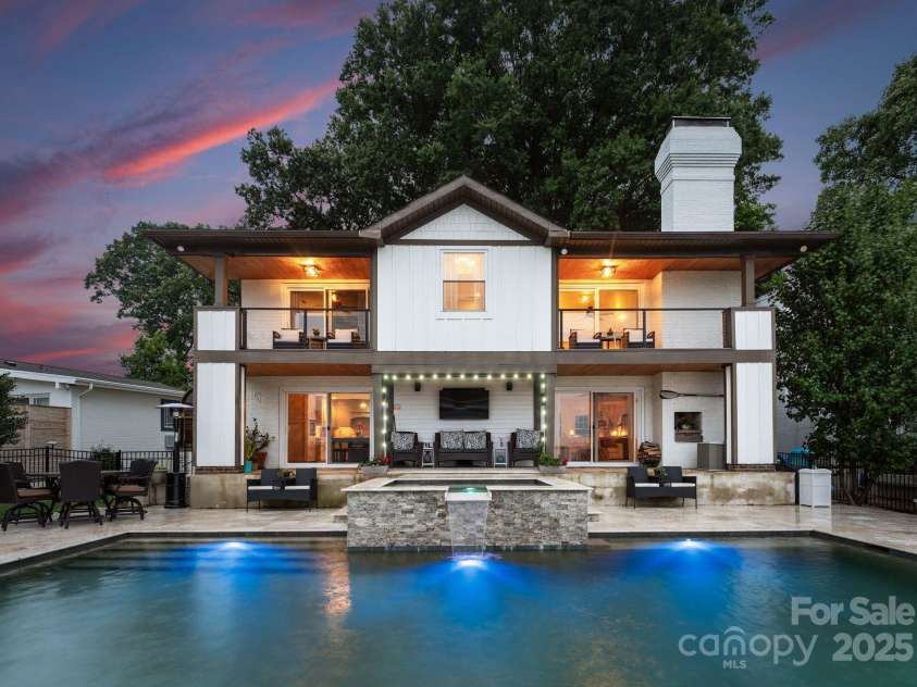 20732 Eastpoint Drive, Cornelius, NC 28031.  MLS# CAR4281277, YatesRealty ID 32793. 