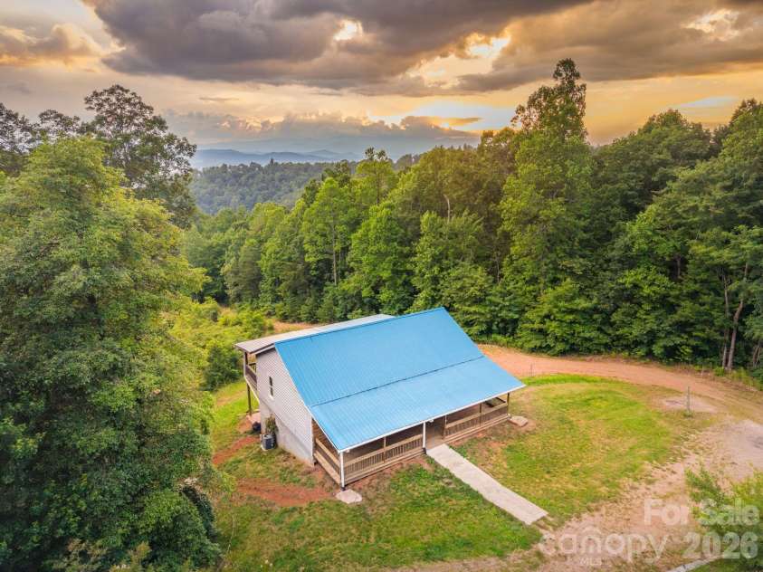 3020 Silver Creek Mountain Road, Morganton, NC 28655.  MLS# CAR4394477, YatesRealty ID 32793. 