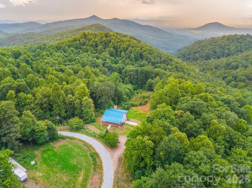 3020 Silver Creek Mountain Road, Morganton, NC 28655.  MLS# CAR4394477, YatesRealty ID 32793. 