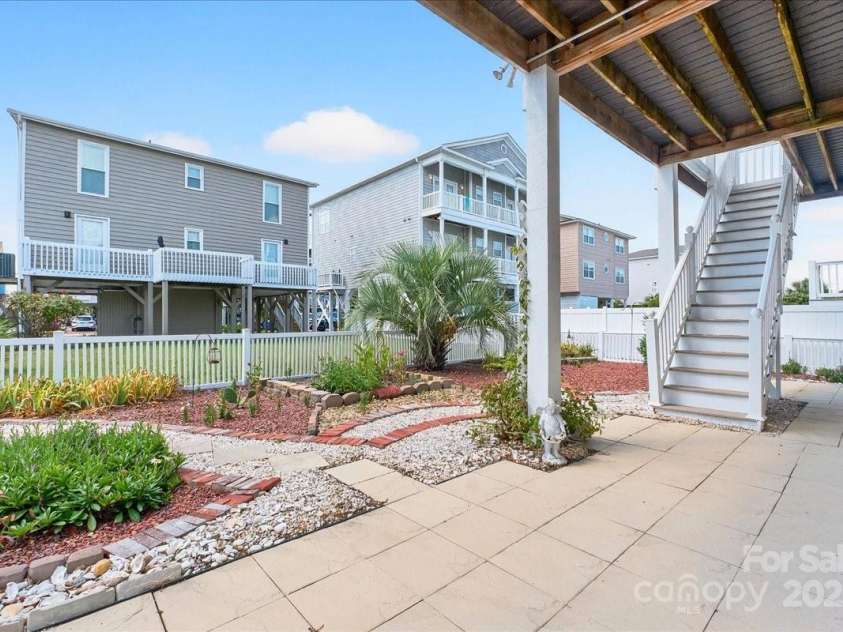 114 Second Street, Ocean Isle, NC 28469.  MLS# CAR4289418, YatesRealty ID 32794. 