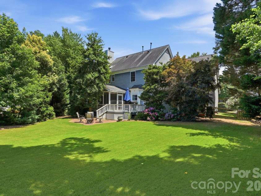 19737 Beneteau Court, Cornelius, NC 28031.  MLS# CAR4391475, YatesRealty ID 32794. Backyard