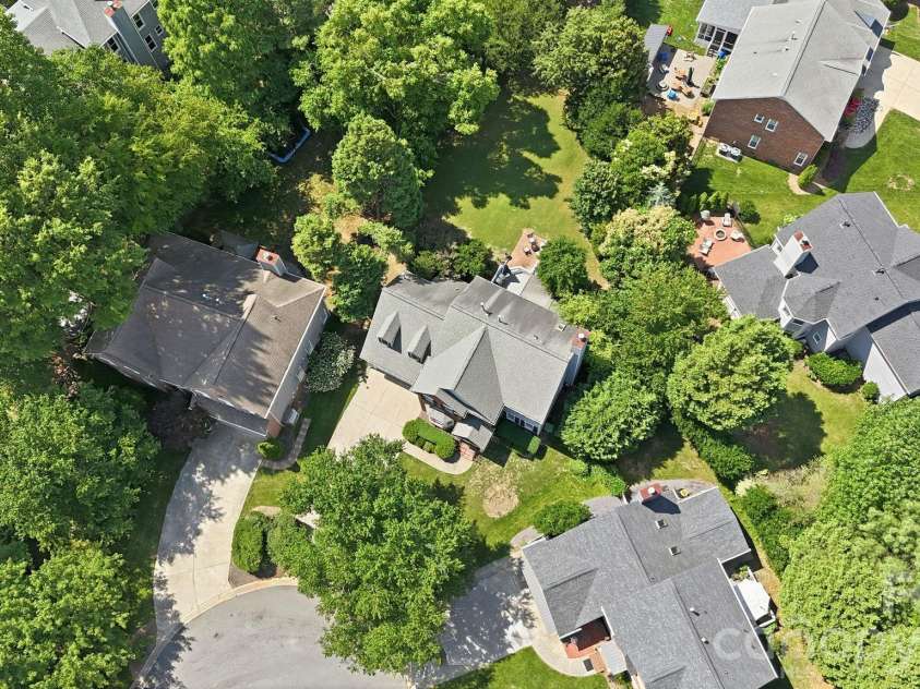 19737 Beneteau Court, Cornelius, NC 28031.  MLS# CAR4391475, YatesRealty ID 32794. Cul De Sac view