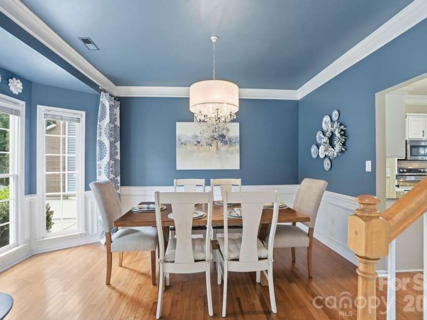19737 Beneteau Court, Cornelius, NC 28031.  MLS# CAR4391475, YatesRealty ID 32794. Dining