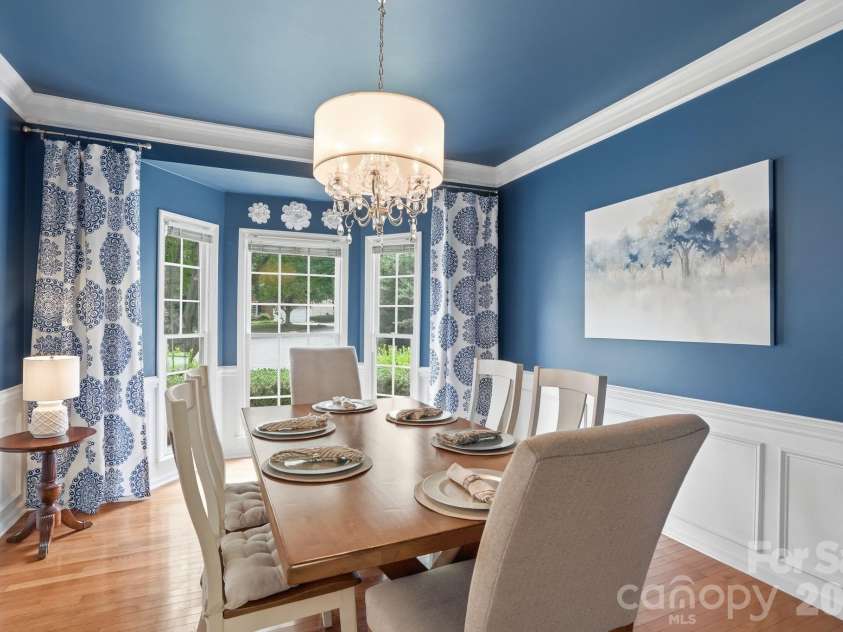 19737 Beneteau Court, Cornelius, NC 28031.  MLS# CAR4391475, YatesRealty ID 32794. Dining area