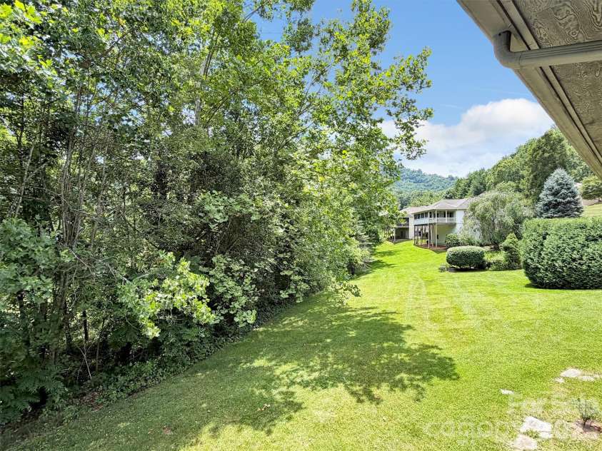 35 Talon Court, Waynesville, NC 28786.  MLS# CAR4395110, YatesRealty ID 32795. 