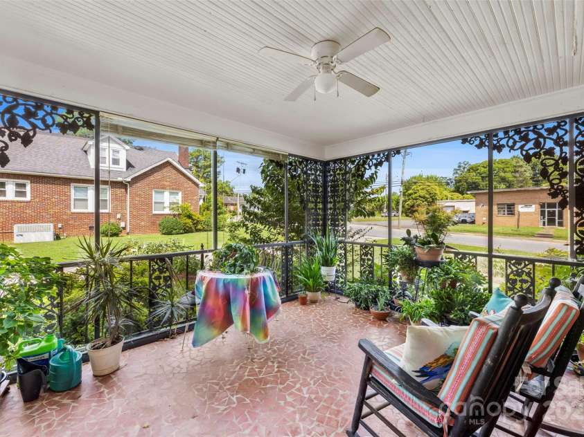 610 Main Street, Cherryville, NC 28021.  MLS# CAR4278794, YatesRealty ID 32795. 