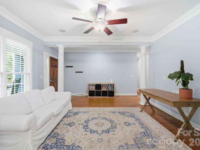 7702 Spanish Oaks Drive, Waxhaw, NC 28173.  MLS# CAR4391221, YatesRealty ID 32796. 