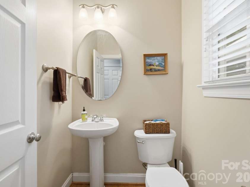 7702 Spanish Oaks Drive, Waxhaw, NC 28173.  MLS# CAR4391221, YatesRealty ID 32796. 
