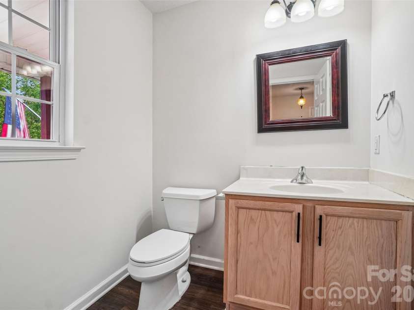 124 Karla Circle, Hendersonville, NC 28739.  MLS# CAR4395707, YatesRealty ID 32799. 