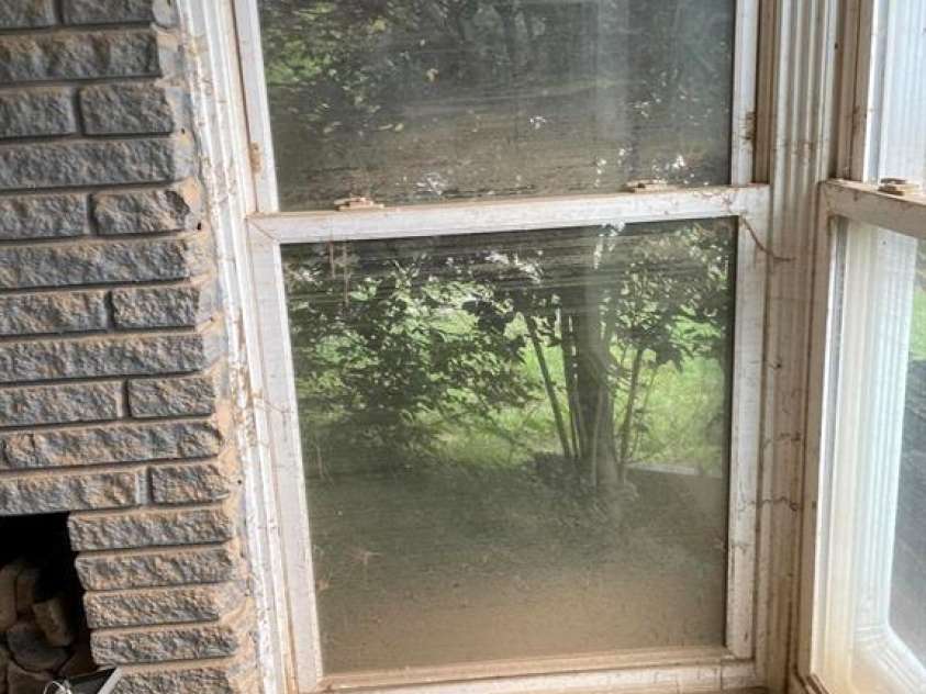 1124 Riverside Drive, Charlotte, NC 28214.  MLS# CAR4307089, YatesRealty ID 328. 