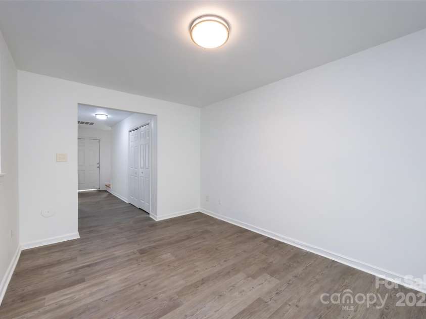 5343 Esther Lane, Charlotte, NC 28214.  MLS# CAR4261409, YatesRealty ID 328. 