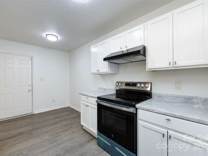 5343 Esther Lane, Charlotte, NC 28214.  MLS# CAR4261409, YatesRealty ID 328. 