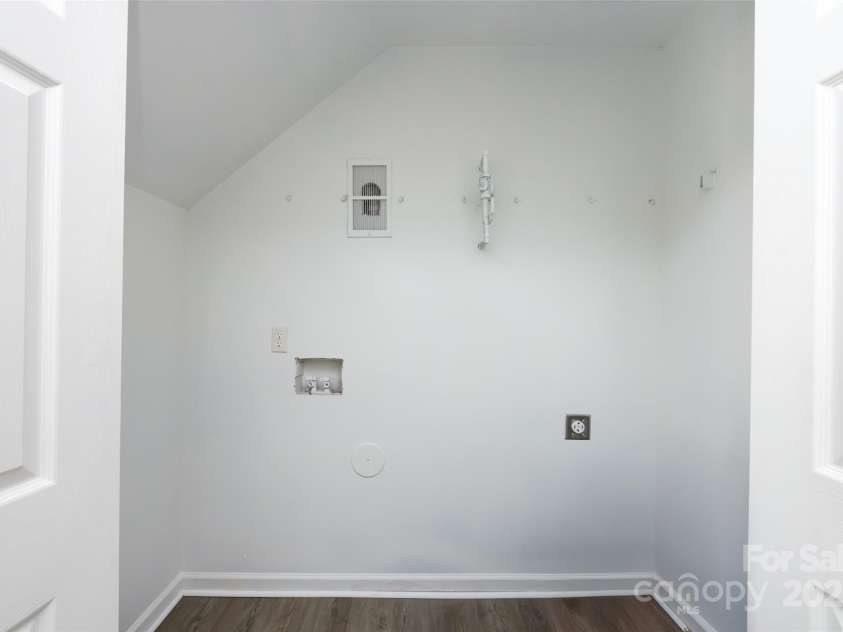 5343 Esther Lane, Charlotte, NC 28214.  MLS# CAR4261409, YatesRealty ID 328. 