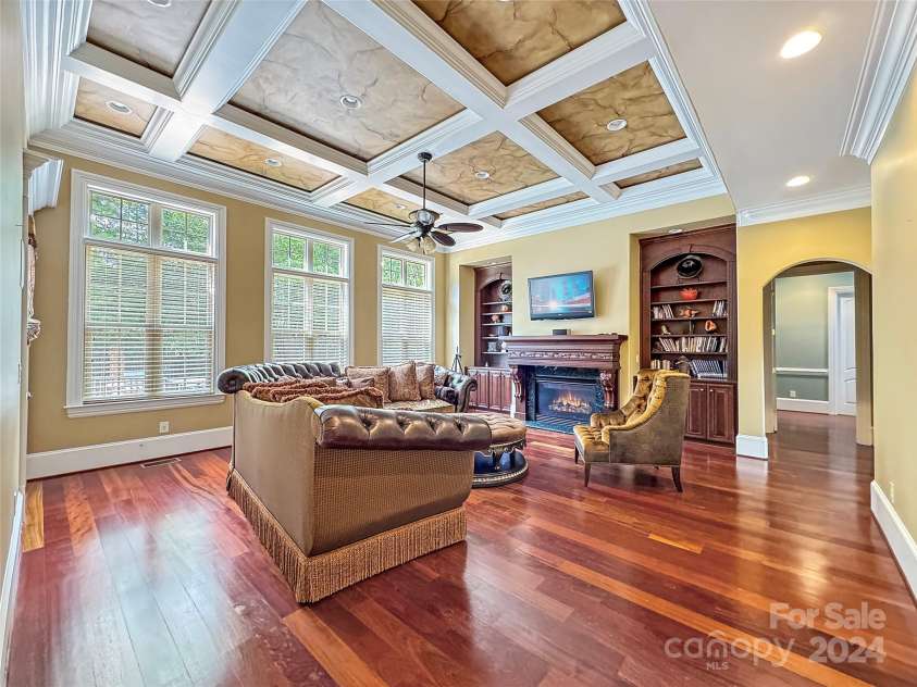 9100 Woodhall Lake Drive, Waxhaw, NC 28173.  MLS# CAR4151190, YatesRealty ID 328. 