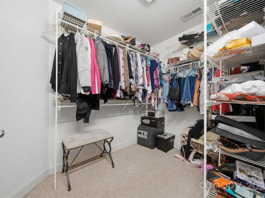 4434 Steeple Chase Drive, Hickory, NC 28601.  MLS# CAR4325785, YatesRealty ID 3280. 