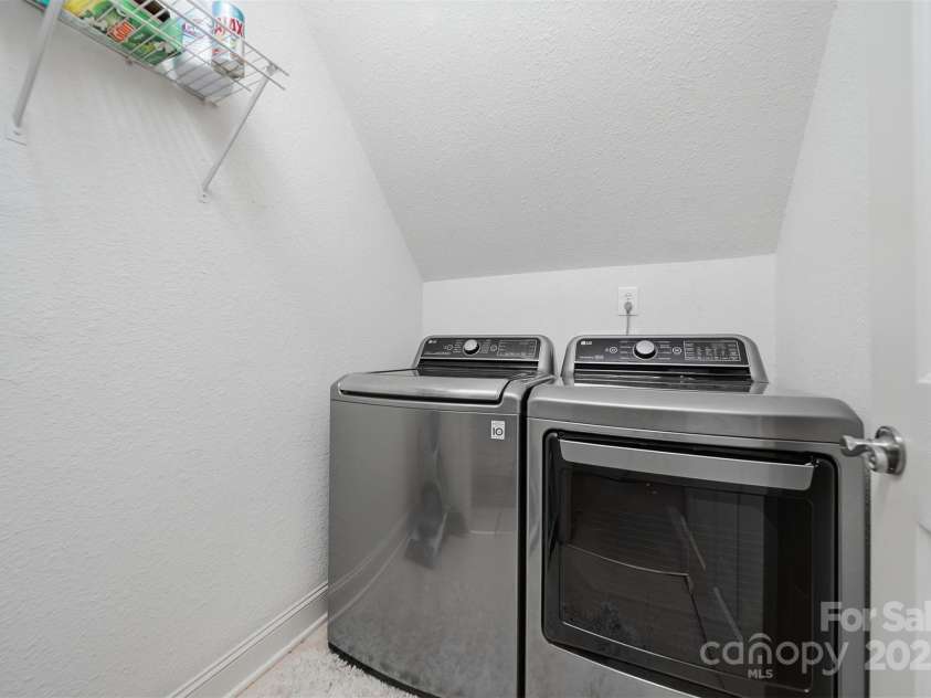 4434 Steeple Chase Drive, Hickory, NC 28601.  MLS# CAR4325785, YatesRealty ID 3280. 